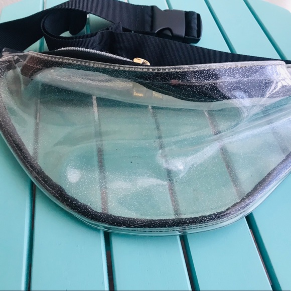 Clear Glitter Large Fanny Pack - Picture 3 of 6